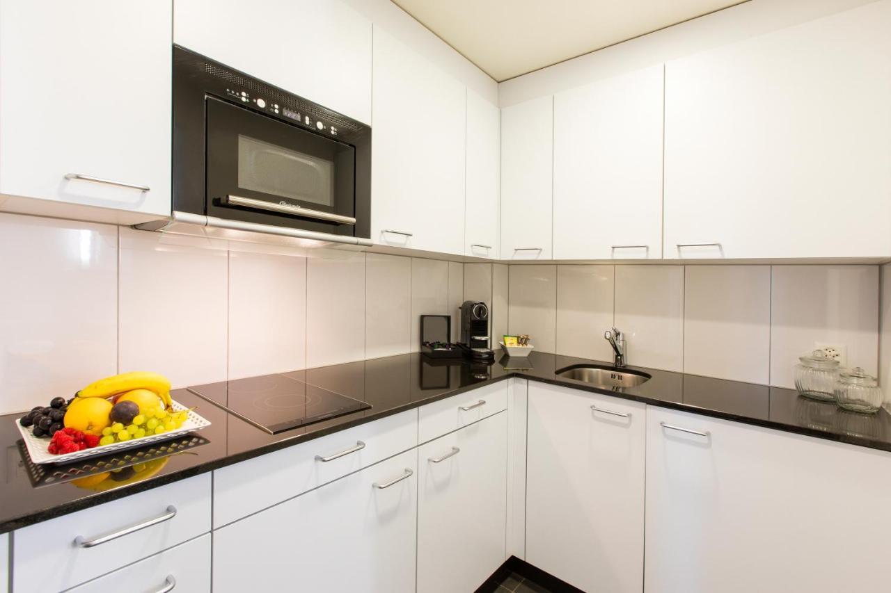 Apartmenthaus Zum Trillen Basel City Center Buitenkant foto